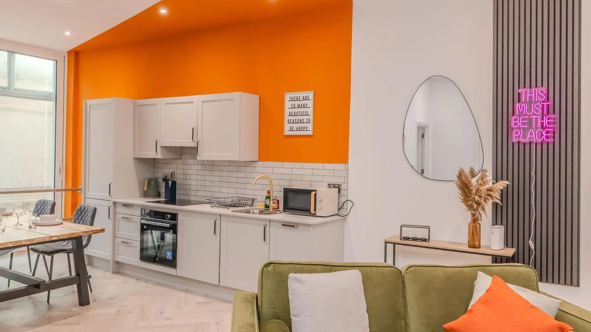 Apartamento Seaside Sanctuary L Near Brighton Beach L Quiet Location L 3Bd Reino Unido